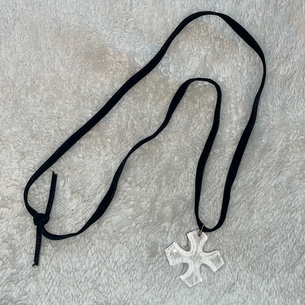 Baccarat Clear Crystal Cross Shaped Necklace‎ with Gold